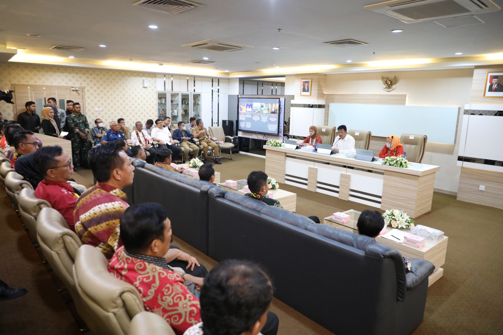 Bupati Nunukan Kagum Melihat Pesatnya Pembangunan Batam.