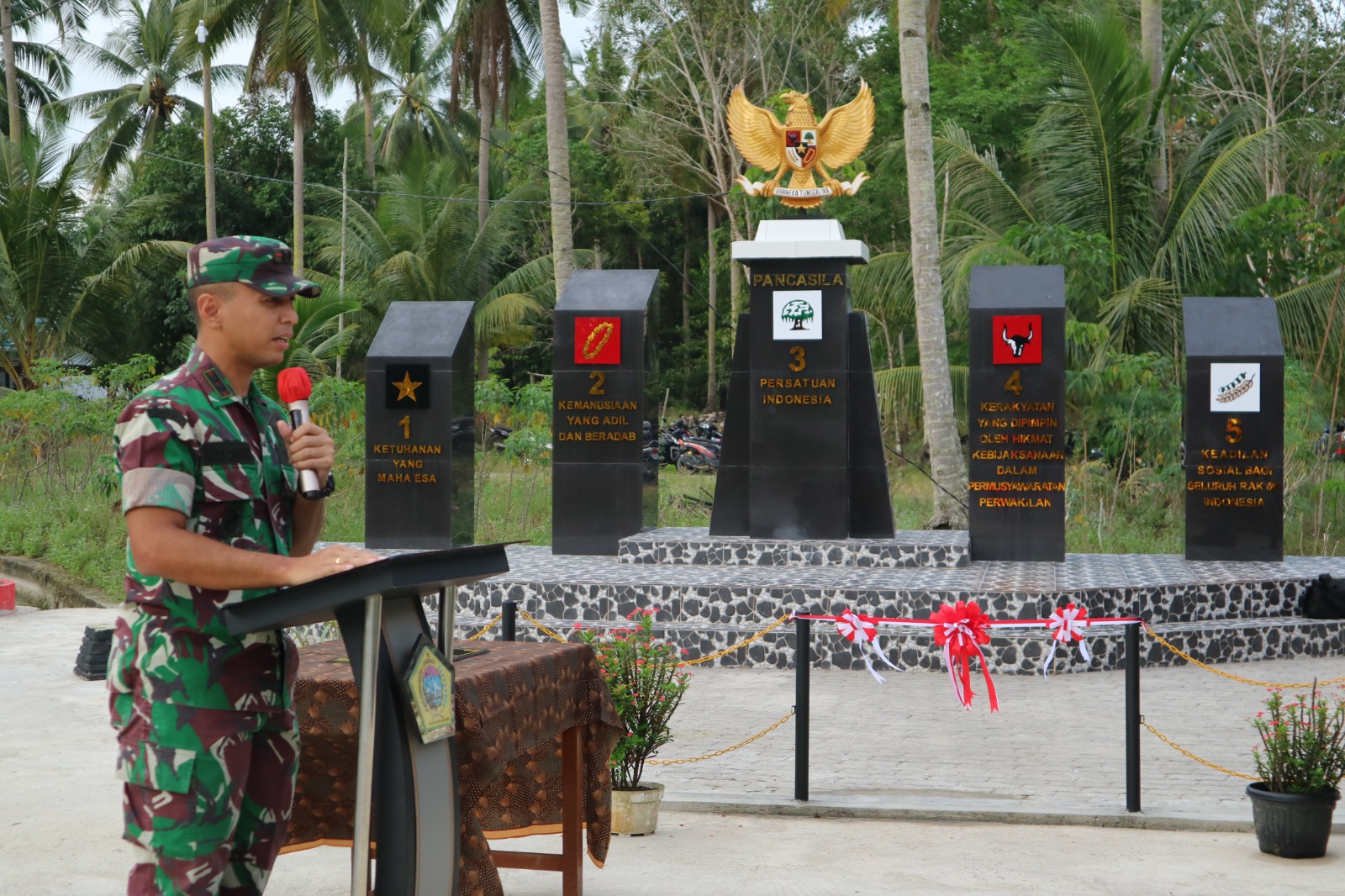 Tugu Diresmikan, Desa Lubuk Dicanangkan Sebagai Kampung Pancasila.