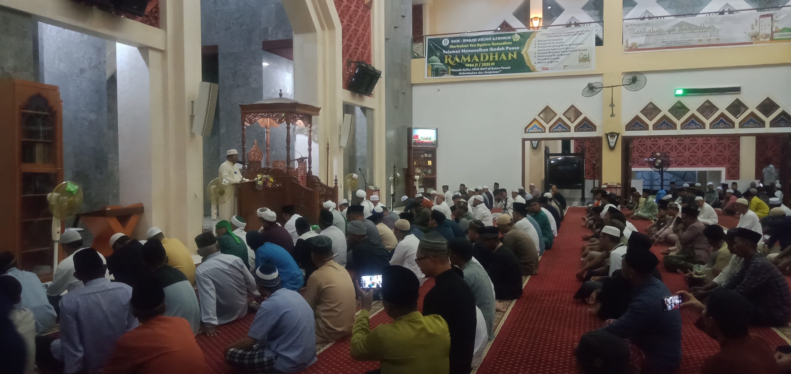 Safari Ramadhan Perdana Bupati Karimun di Masjid Agung