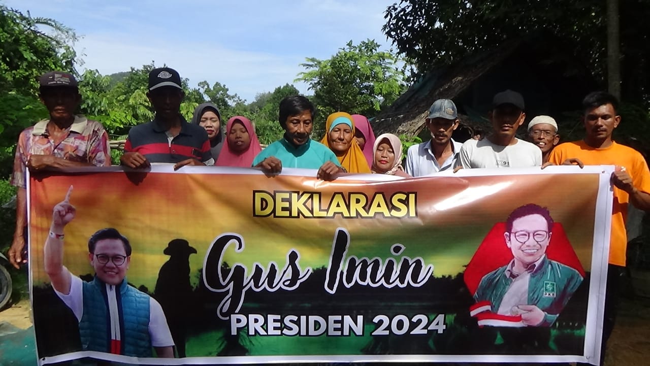 Puluhan perwakilan Kelompok Tani Yakin Jaya Kelurahan Darussalam mendeklarasikan dukungan untuk Muhaimin Iskandar menjadi Presiden tahun 2024.