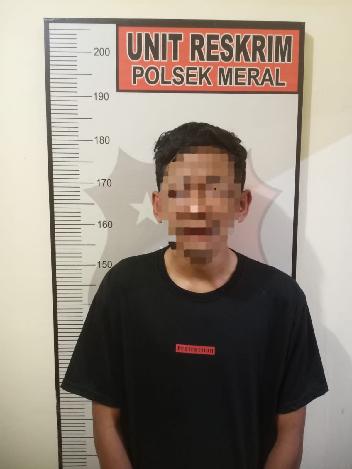 Unit Reskrim Polsek Meral berhasil amankan pelaku tindak pidana pencurian dengan pemberatan (curat), Selasa (25/7/2023).