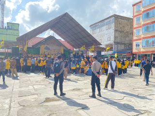 Polres Karimun menerjunkan 37 personil untuk pengamanan konser band Jamrud dalam kampanye Partai Golkar, Minggu (28/1/2024).