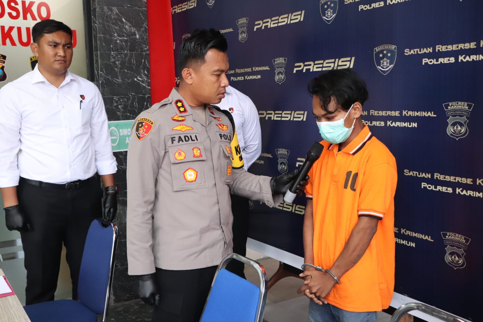 Satreskrim Polres Karimun berhasil mengungkap pelaku tindak pidana pencurian dengan pemberatan yakni Iphone 14 Promax dan Oppo A16.