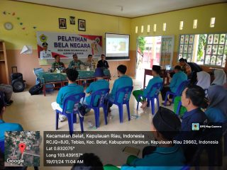 Babinsa Kecamatan Belat Koramil 03/Kundur melaksanakan kegiatan sosialisasi pelatihan bela negara kepada warga.