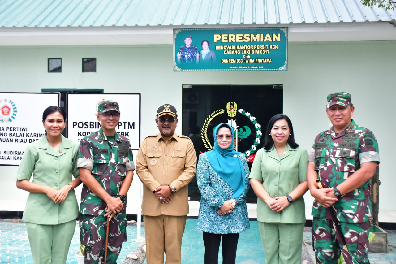 Danrem 033 Wirapratama, Brigjen TNI Jimmy Watuseke meresmikan Renovasi Kantor Persit KCK Cabang LXXI Dim 0317, Senin (5/2/2024) pagi.