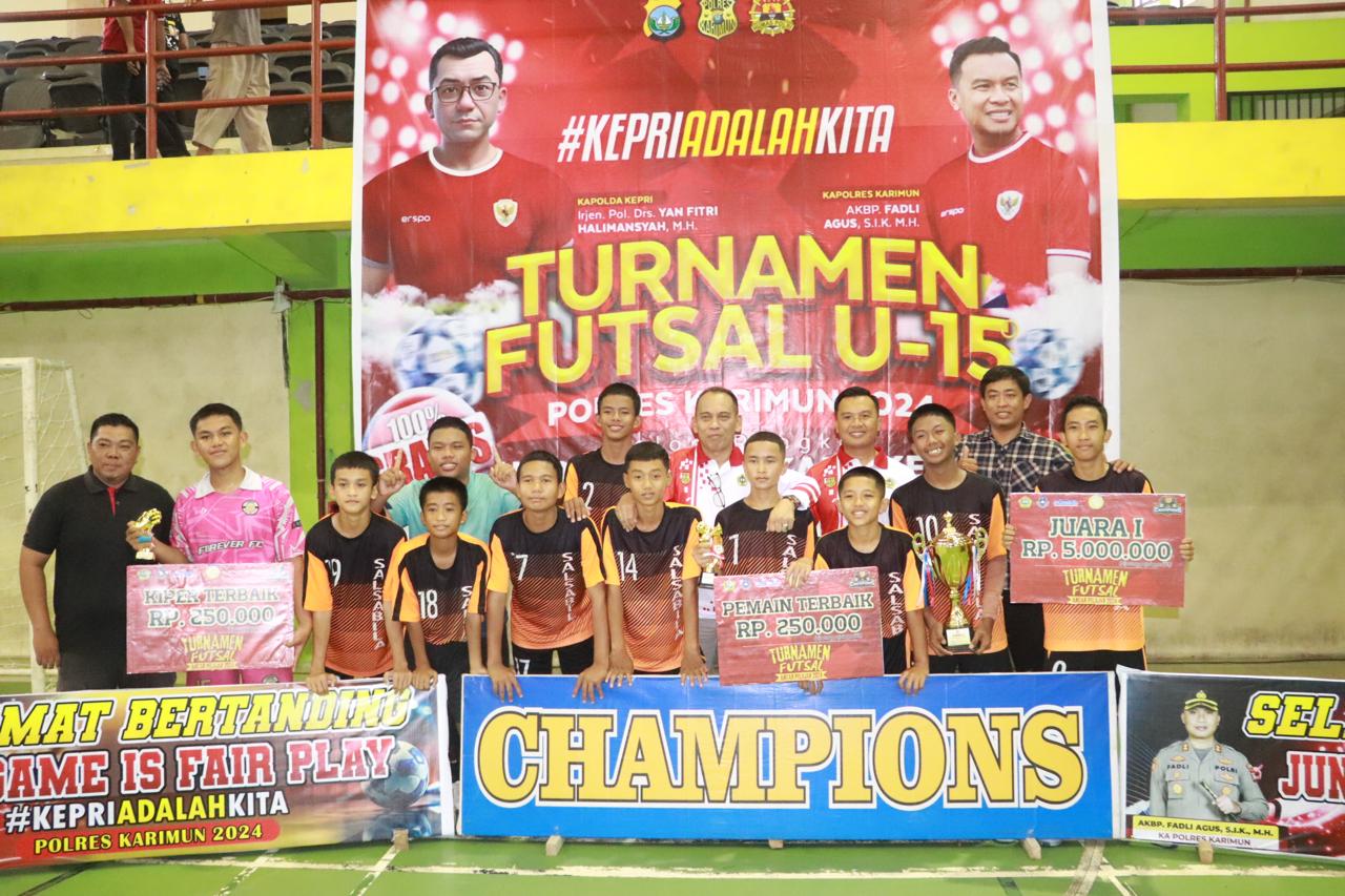 SMPN 1 Karimun meraih juara 1 Turnamen Futsal U-15 yang digelar Polres Karimun dalam rangka Hari Bhayangkara ke-78.