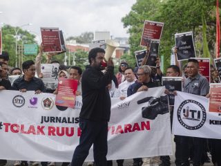 Puluhan Jurnalis di Kepri Unjuk Rasa Tolak RUU Penyiaran