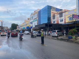 Polres Karimun beserta Polsek jajaran terus memberikan pelayanan prima kepada masyarakat dengsan melaksanakan kegiatan Strong Point.