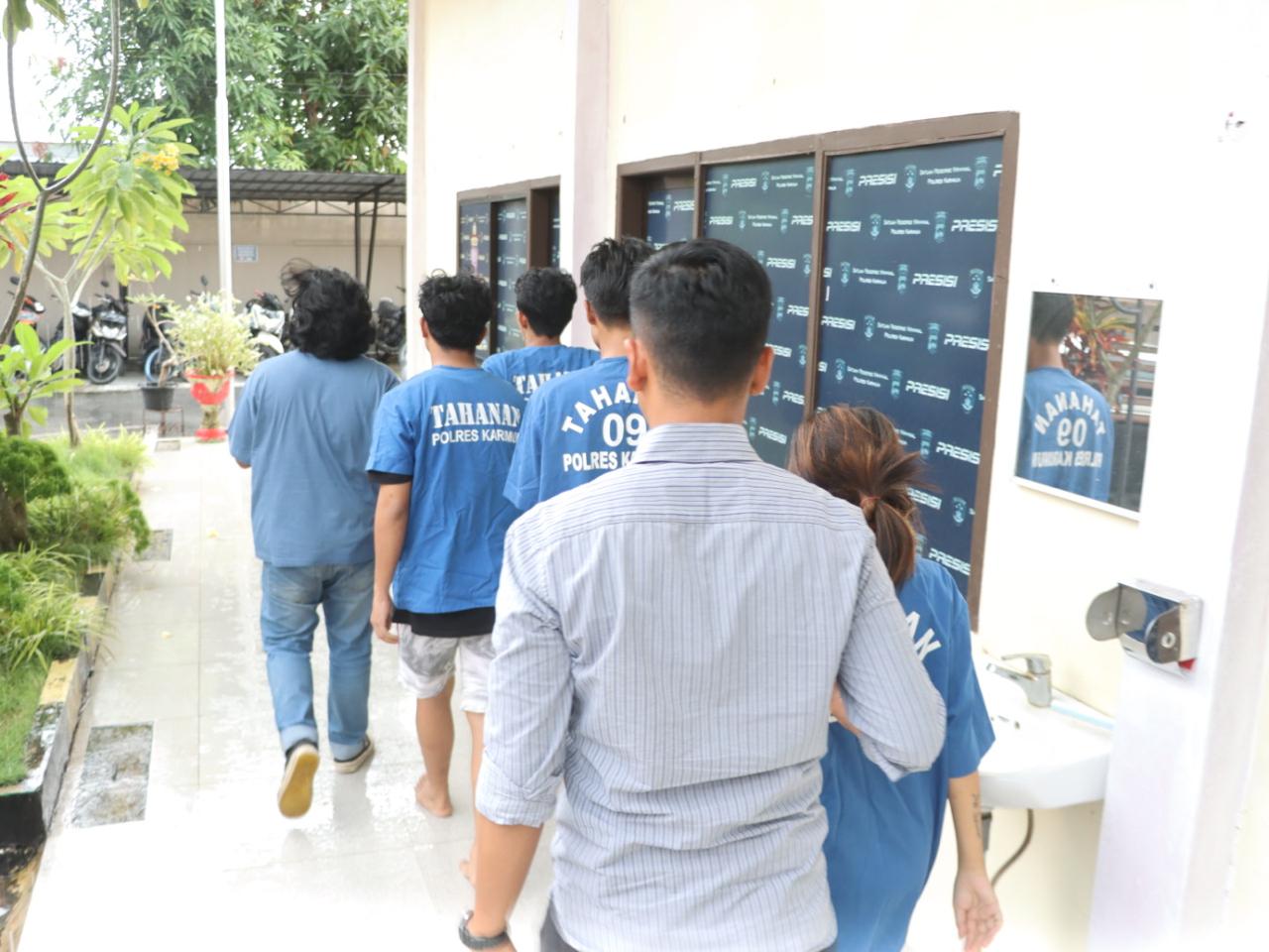 Satreskrim Polres Karimun mengamankan 4 pelaku pengeroyokan, yang terjadi di salah satu Hotel di Jalan A. Yani Kelurahan Tanjung Balai, Kecamatan Karimun, Kabupaten Karimun, Minggu (30/6/2024) lalu.