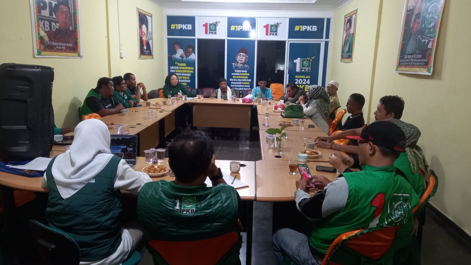 Dewan Pimpinan Cabang (DPC) Partai Kebangkitan Bangsa (PKB) Kabupaten Karimun menggelar rapat pleno luar biasa, Jumat (16/8/2024) malam.