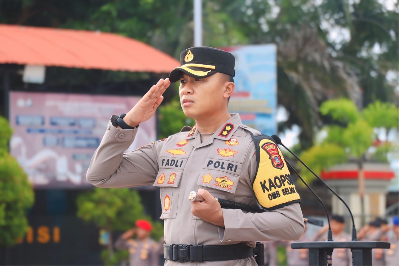 AKBP Fadli Agus meninggalkan sederet capaian yang terbilang gemilang selama menjabat sebagai Kapolres Karimun sejak Oktober 2023.