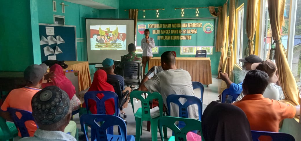 Upaya meningkatkan kesadaran masyarakat terhadap bahaya radikalisme dan terorisme, Kesbangpol Karimun melaksanakan kegiatan penyuluhan.