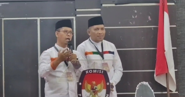 KPU Kabupaten Karimun tetapkan nomor urut 01 untuk pasangan calon Bupati dan Wakil Bupati Karimun, Iskandarsyah-Rocky Marciano Bawole.