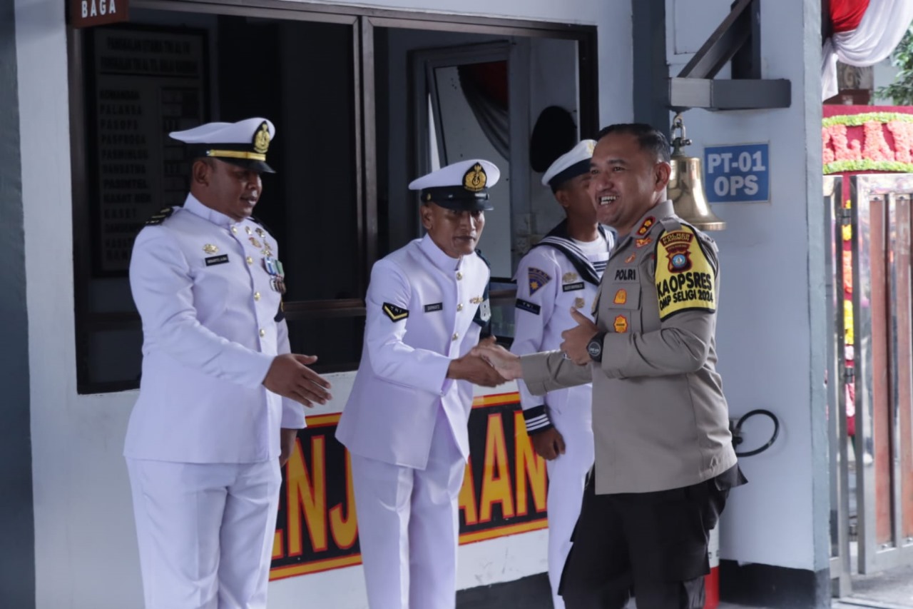 Kapolres Karimun Dihadang Sejumlah Perwira Lanal TBK