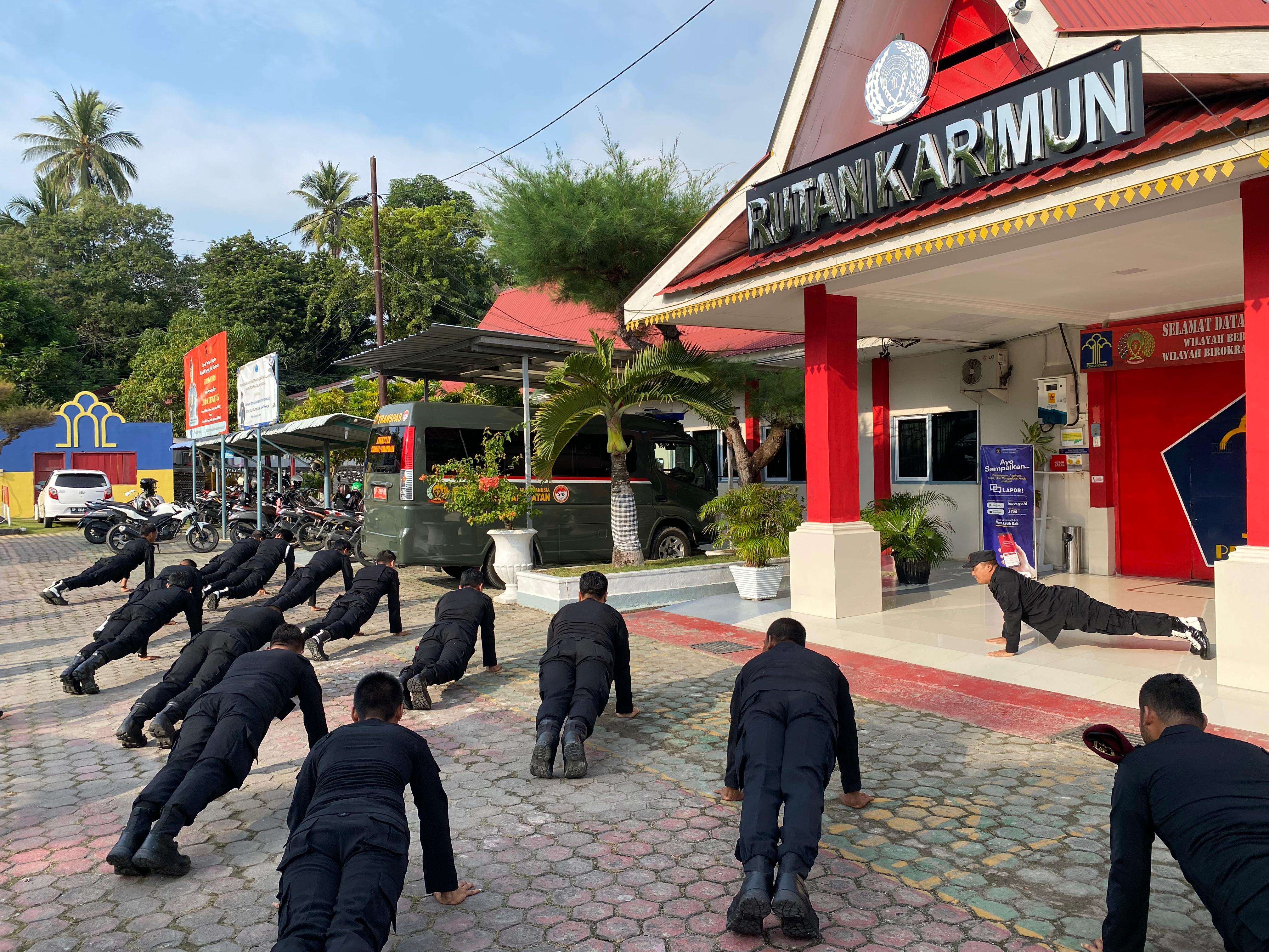 Tingkatkan Fisik dan Samapta, Karutan Karimun Ajak Pegawai Olah Kebugaran Jasmani