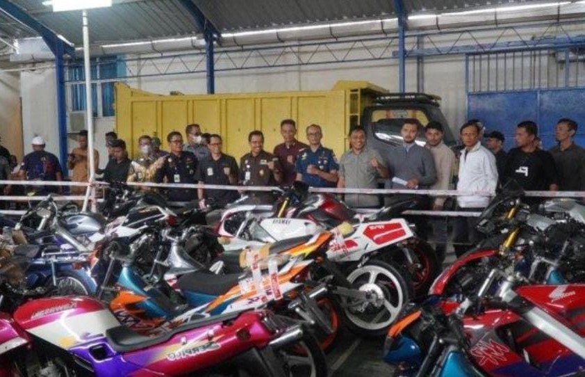 Bea Cukai Langsa dan Bea Cukai Aceh serta Satuan Tugas Patroli Laut BC 30004 gagalkan penyelundupan 22 unit sepeda motor bekas asal Thailand.